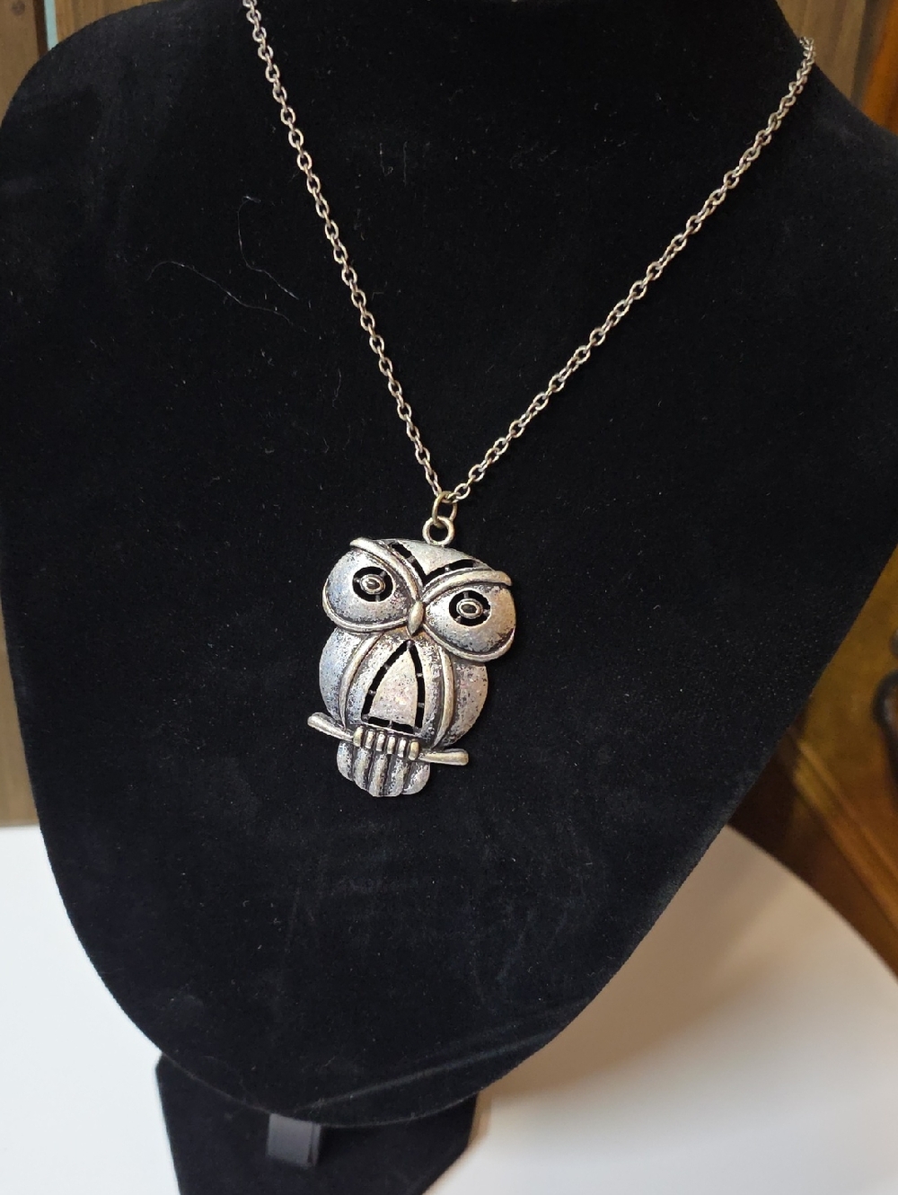 Silver Owl Pendant Necklace - Women Jewelry
